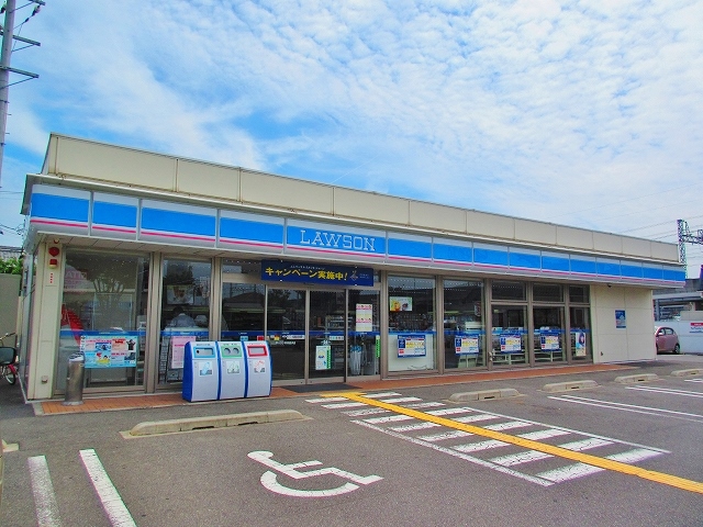 カーサ ワケダ コンビニ