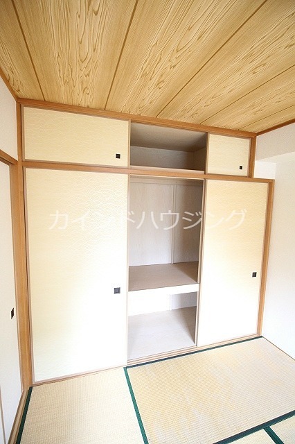 サニーコート中町 収納