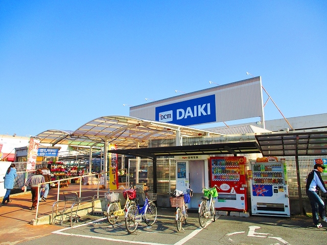 エテルノ貝塚A・B ホームセンター