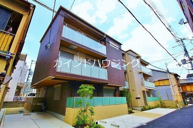 シャーメゾン千本 外観
