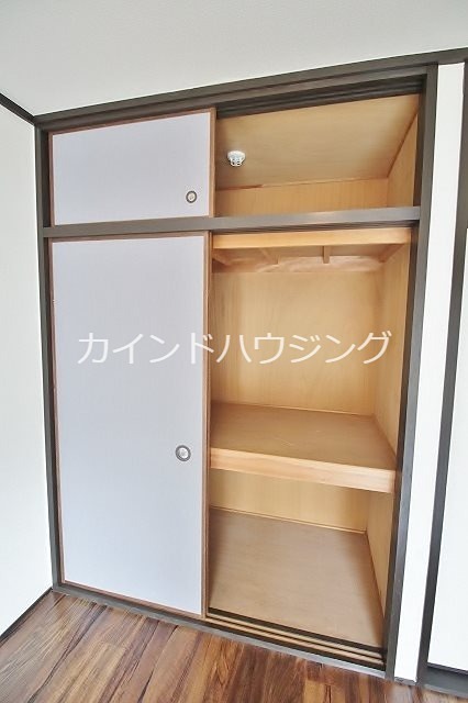 グレースハイム上住吉 収納