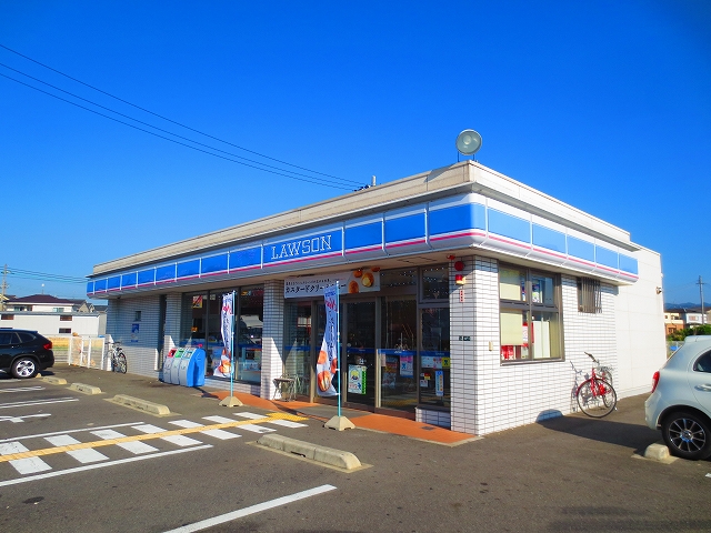ハイツマルニシ コンビニ