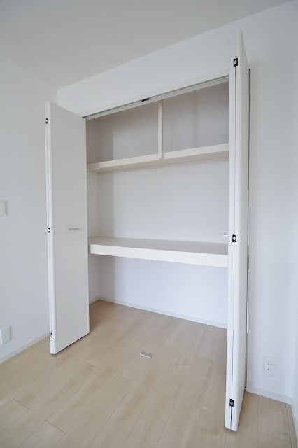 エテルノ貝塚A・B 収納