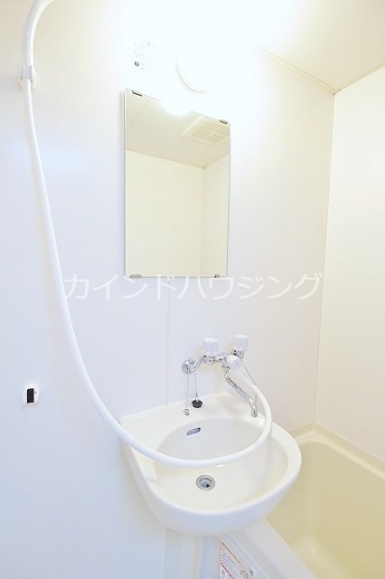 レオパレス泉佐野  洗面所