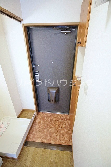 サンモール 玄関