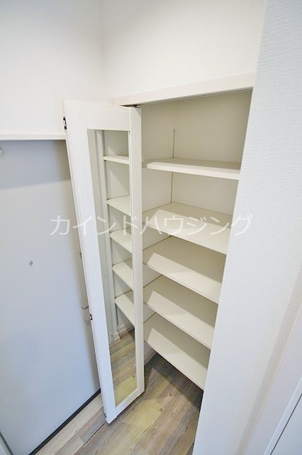 セジュール本町 収納