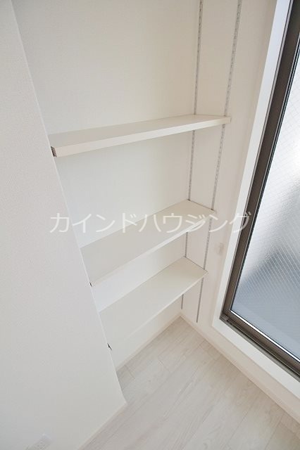 セジュール本町 収納