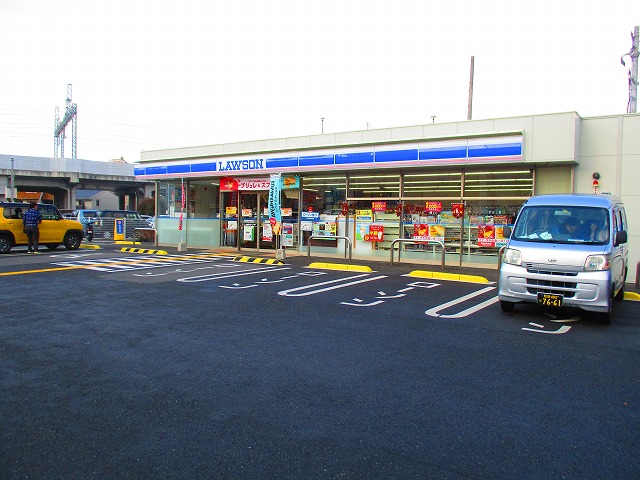 セジュール本町 コンビニ