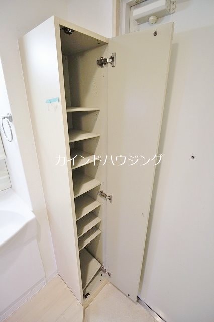 グランエクラ岸里 玄関