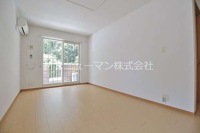 ハミングバード リビング