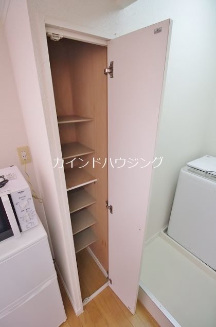 大阪府泉南郡熊取町希望が丘１丁目 収納