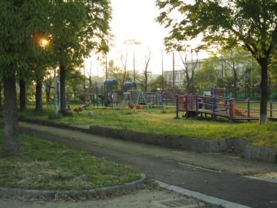 アッシュメゾン花園町Ⅲ 公園