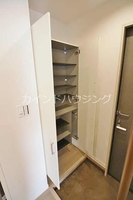 ボルトシティⅡ・Ⅲ 収納