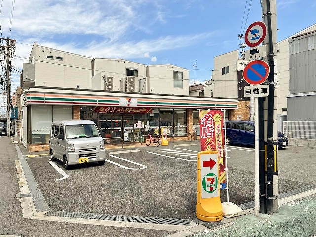 Nu岸里駅前 コンビニ
