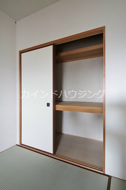 グレイスコートたちばな 収納