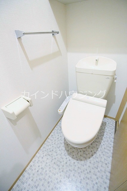 ボンシャンス薫風B棟 トイレ