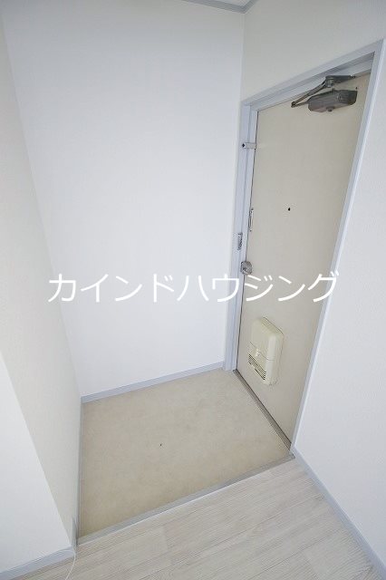 ライフ遠里小野 玄関
