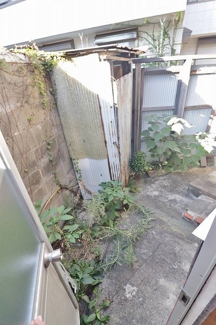 並松連棟長屋 ベランダ