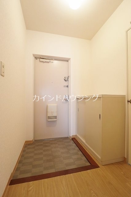 サニーコート高松 玄関