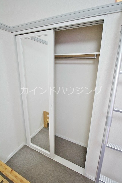 レオパレスエクセレント2号館 収納