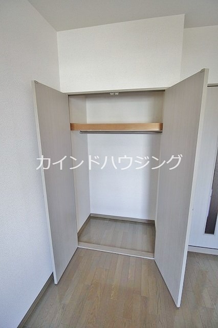 アルファ帝塚山 収納