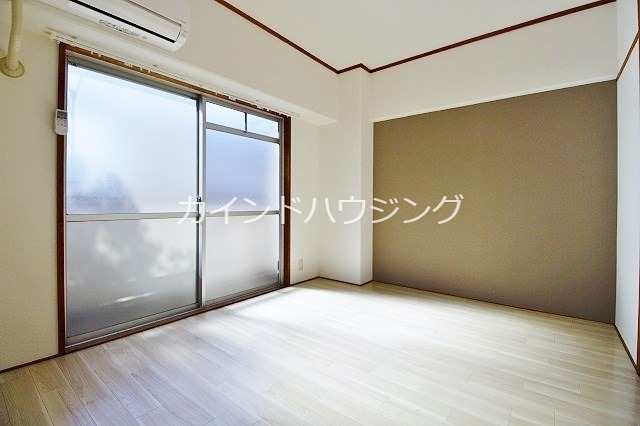 リアライズ北加賀屋 ベッドルーム
