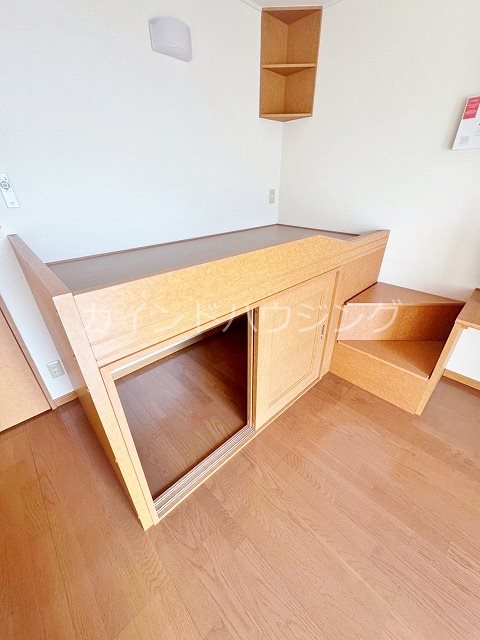 大阪府貝塚市三ツ松 収納