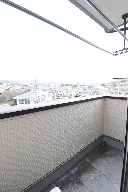 ダイバーシティ五門西 ベランダ