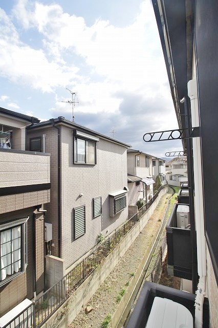レオパレスみのり ベランダ
