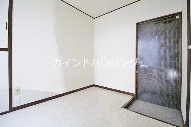 アクティブ岸里 ベッドルーム