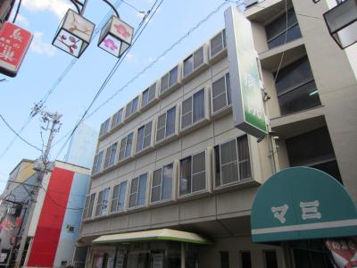 エフアール丸山通 総合病院
