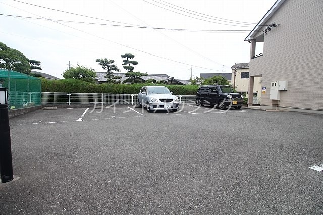 I Palace 駐車場