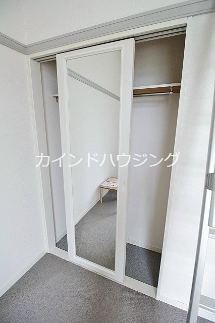 レオパレスロフォス 収納