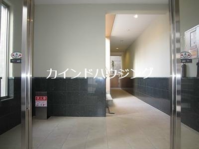 カルム　ド　アビタシオン エントランス