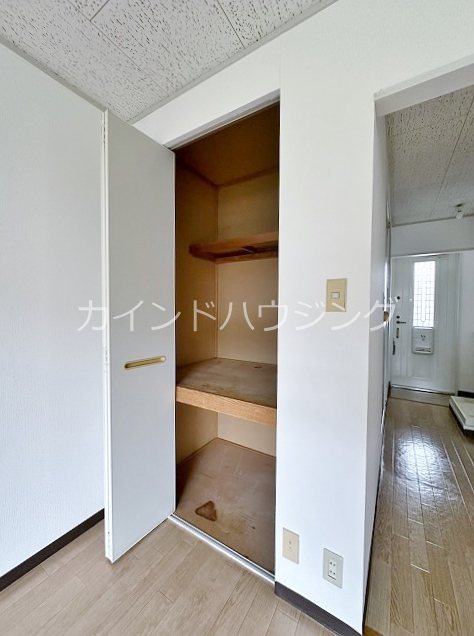 プレジールⅠ・Ⅱ 収納