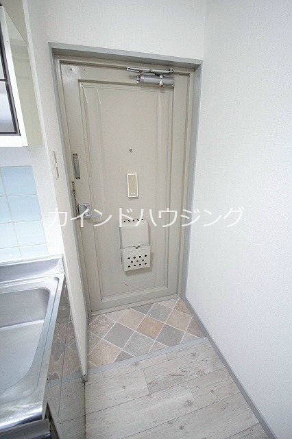 MKマンション 玄関