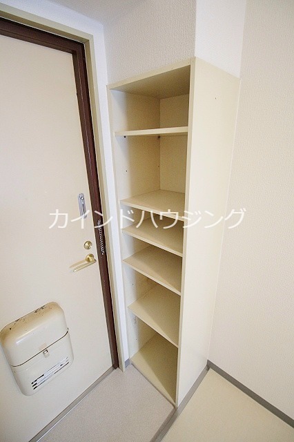 スカイハイツ中加賀屋 収納