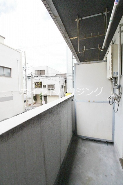 スカイハイツ中加賀屋 ベランダ