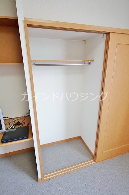レオパレスエクセレント3号館 収納