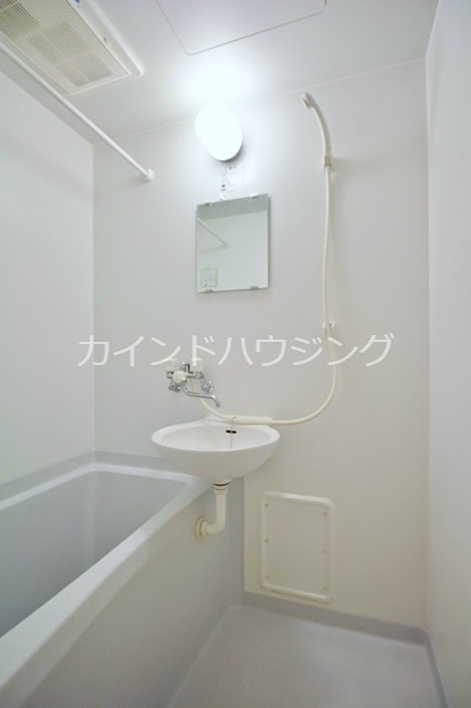 レオパレスエクセレント3号館 風呂画像