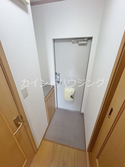 アウル 玄関