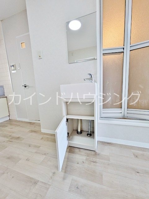 リアライズ玉出 洗面所