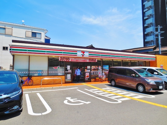ジーメゾン墨江 コンビニ