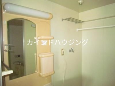 コォンパーニュ・マルミ 洗面所