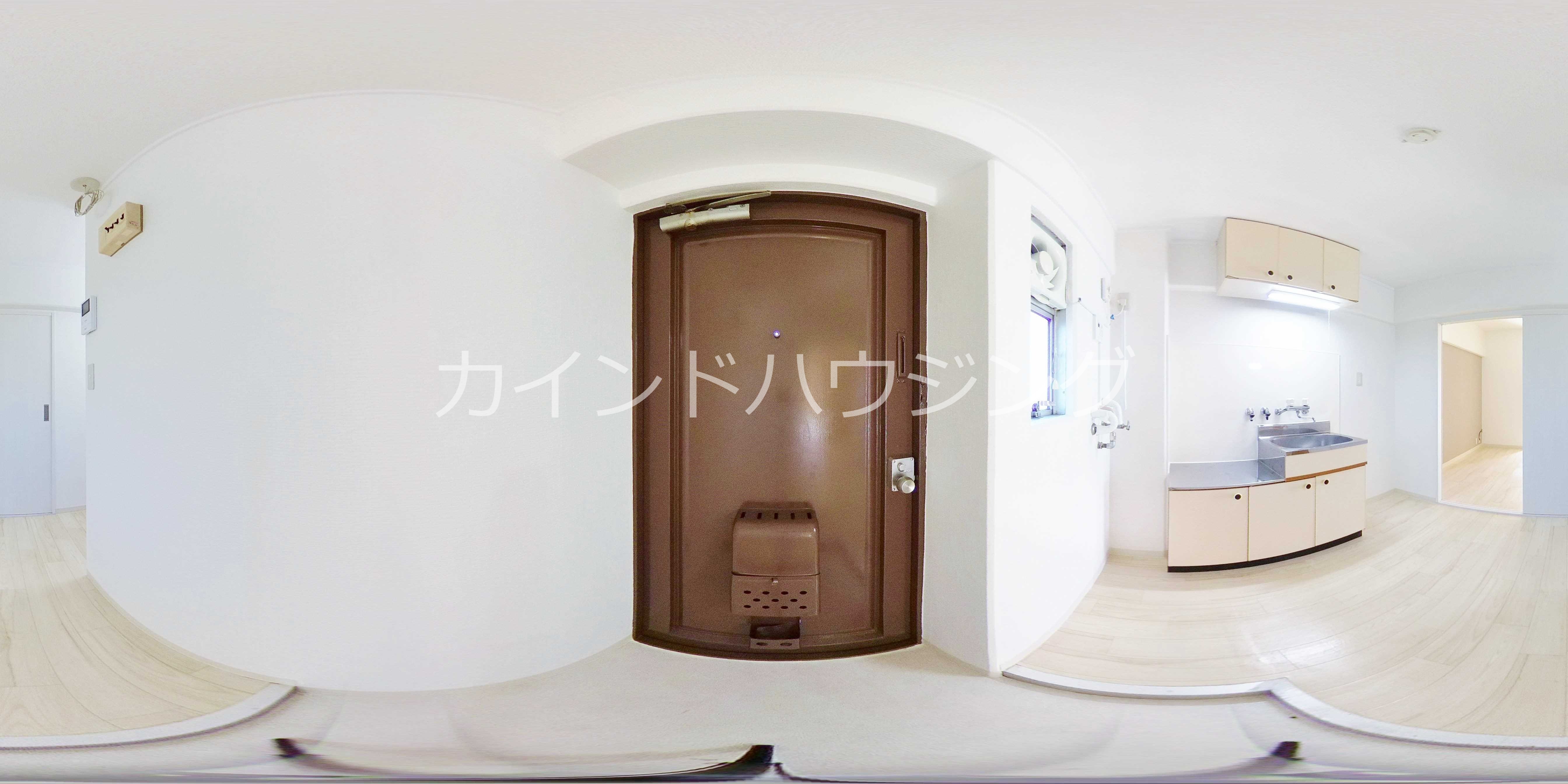 リアライズ北加賀屋 玄関