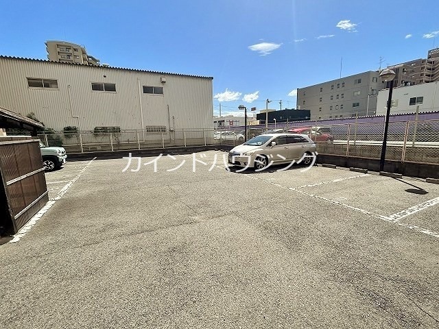 オーセント住之江 駐車場