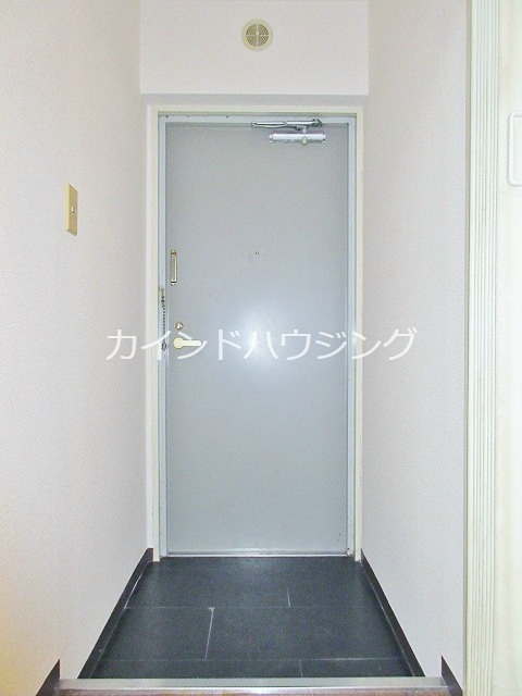 アクシスコート住之江 玄関