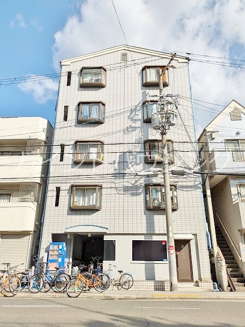 キューブ西加賀屋 外観