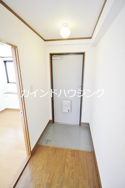 アグレアブル御崎 玄関