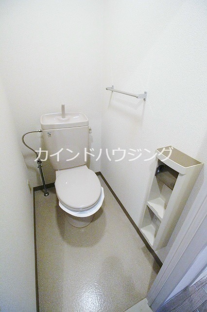 a la mode Hineno トイレ